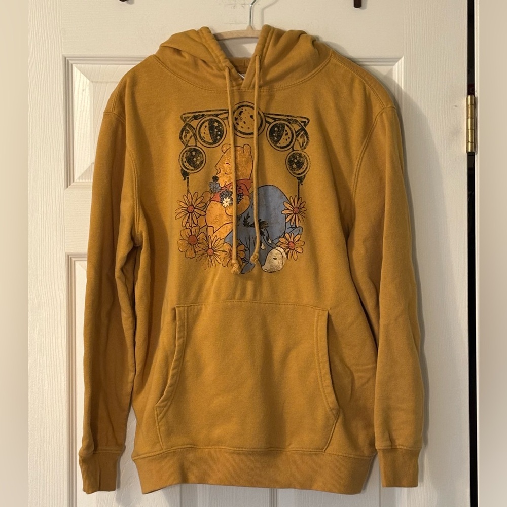 Disney Winnie the Pooh Graphic Yellow Gold Hooded Sweatshirt Size XL